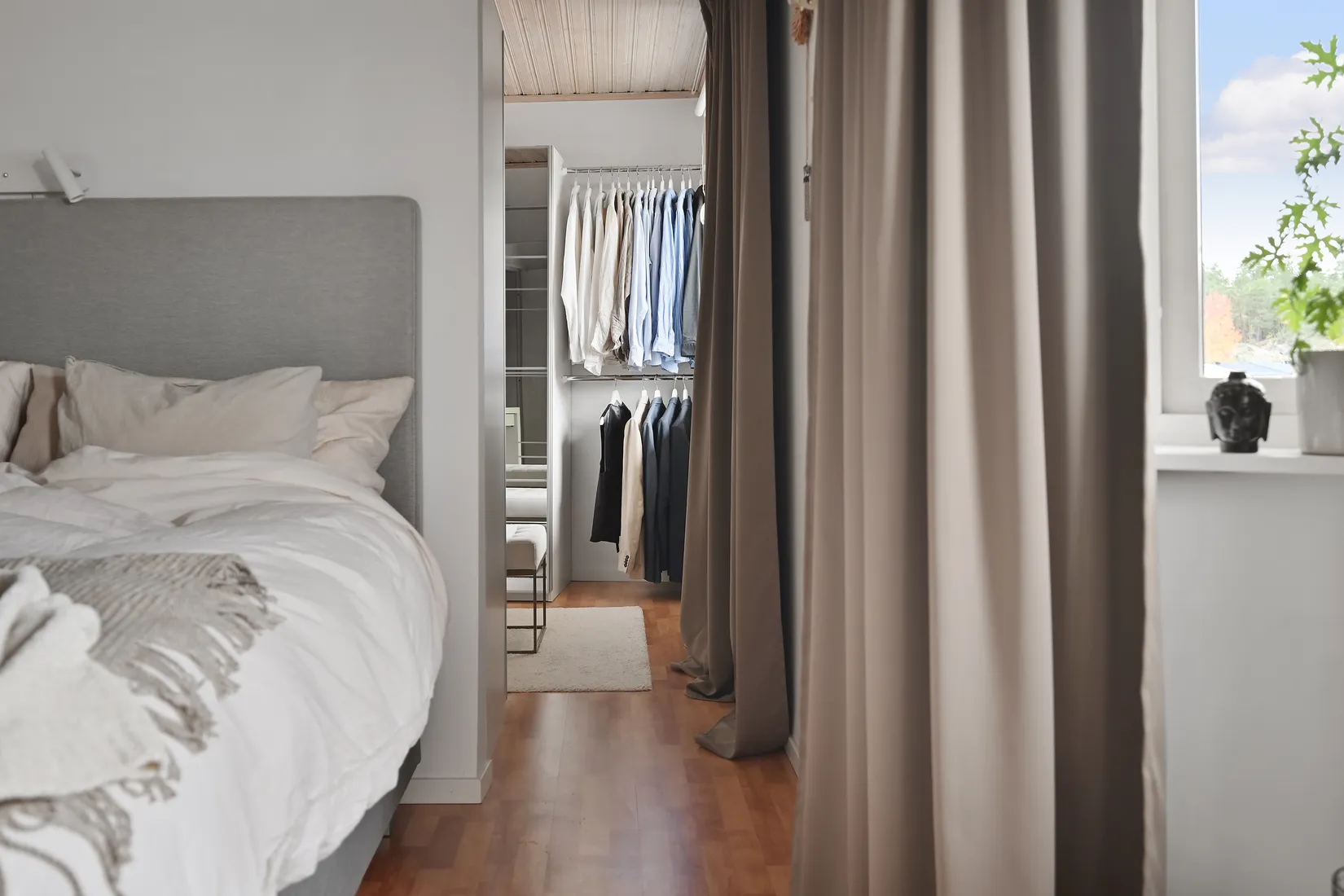 Radhus, Fritiofs väg 31, Odenslunda, Upplands Väsby