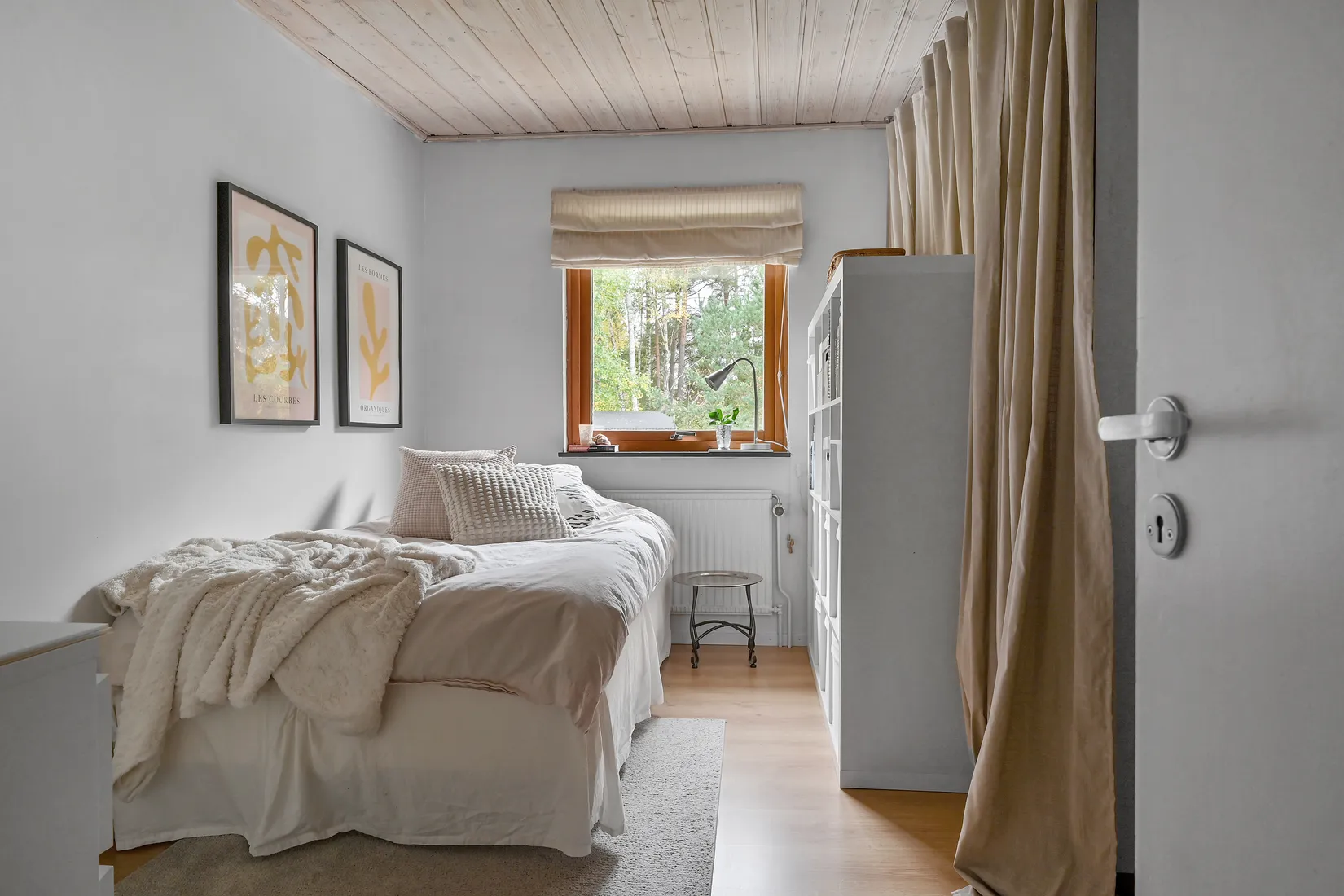 Radhus, Fritiofs väg 31, Odenslunda, Upplands Väsby