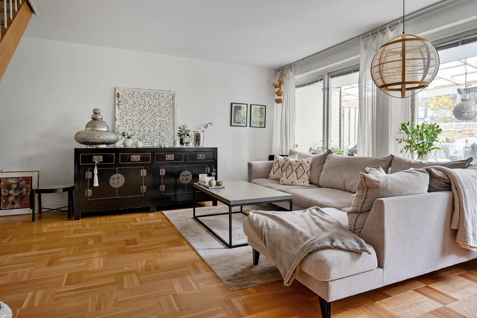 Radhus, Fritiofs väg 31, Odenslunda, Upplands Väsby