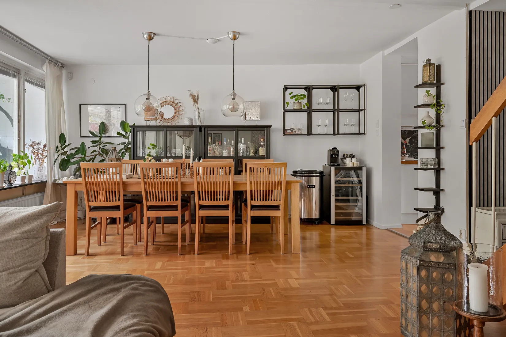 Radhus, Fritiofs väg 31, Odenslunda, Upplands Väsby
