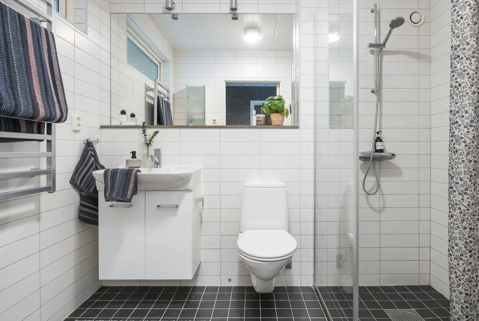 Bostadsrätt, Sjöviksvägen 76, Liljeholmskajen, Stockholm