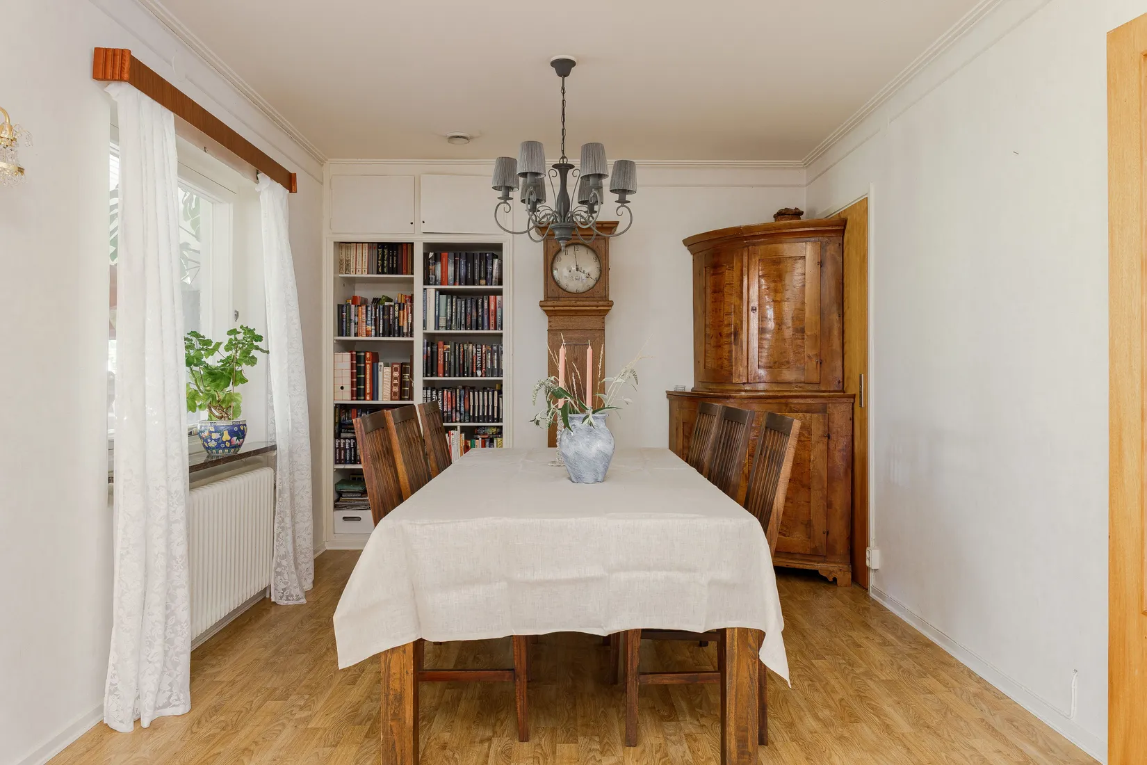 Villa, Gamla Kronobergsvägen 9, Hovshaga, Växjö