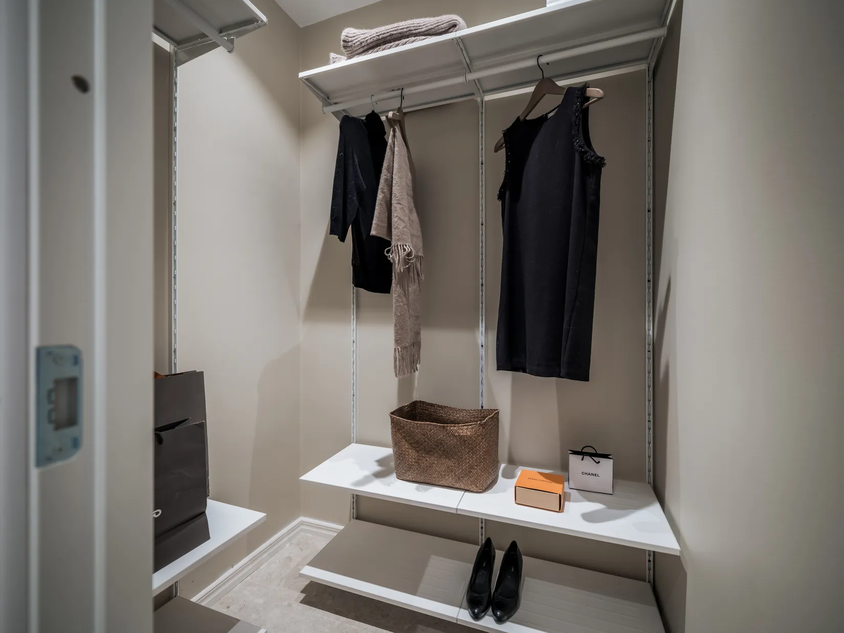 Bostadsrätt, Åsvägen 9, Gamla Råsunda, Solna