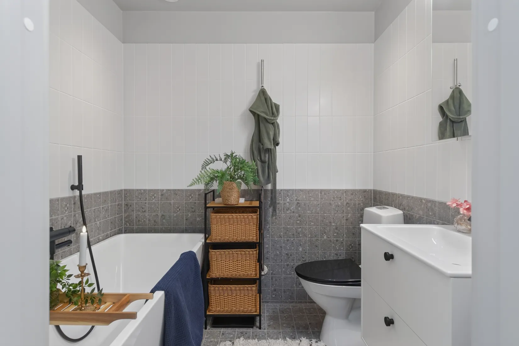 Radhus, Åkerhielms väg 47B, Österåker