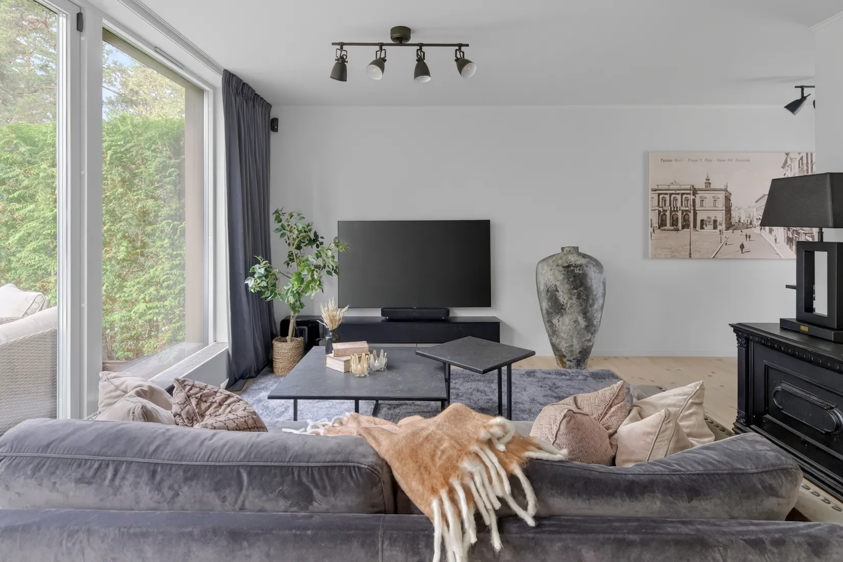 Radhus, Åkerhielms väg 47B, Österåker