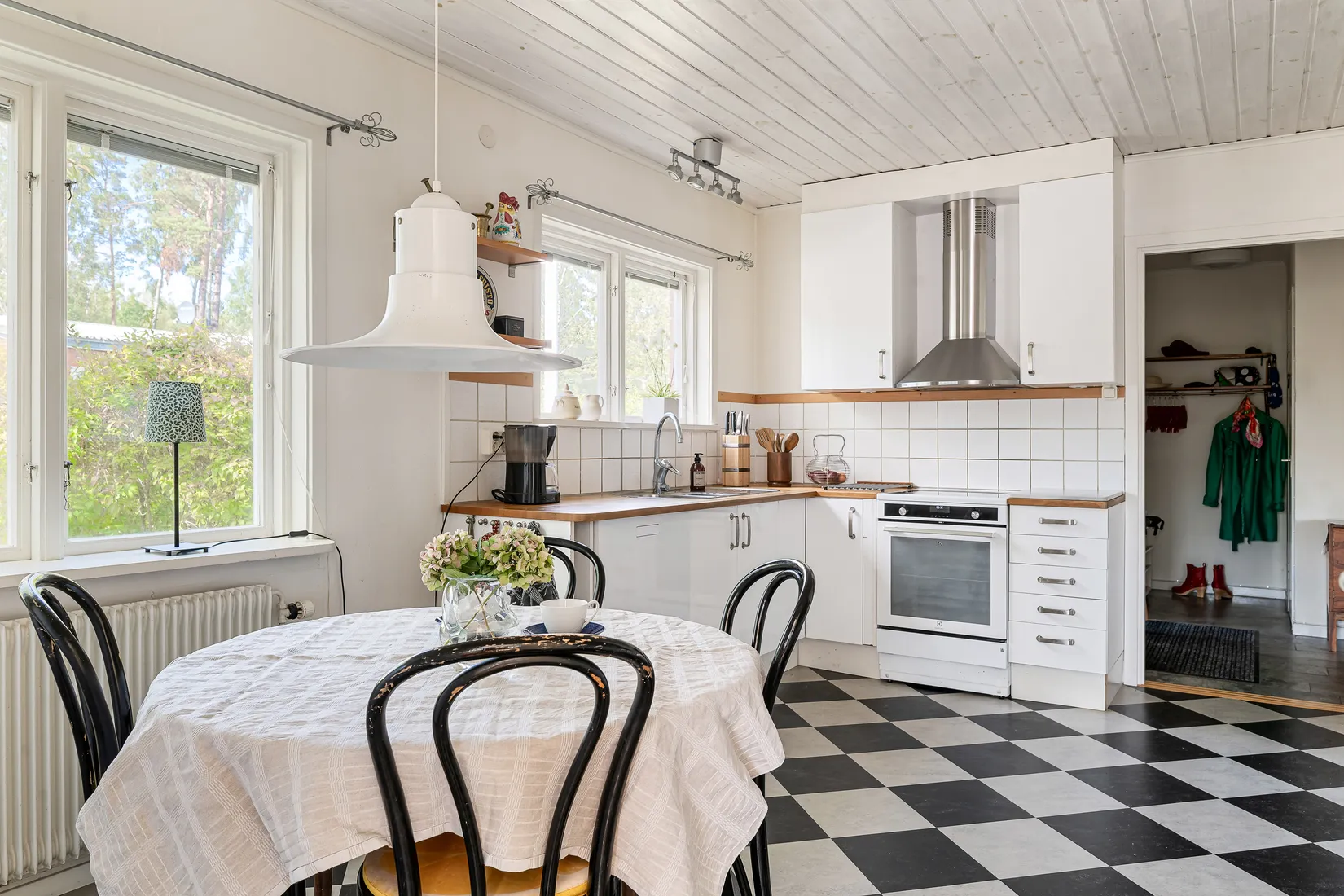 Villa, Hagavägen 10, Nyköping