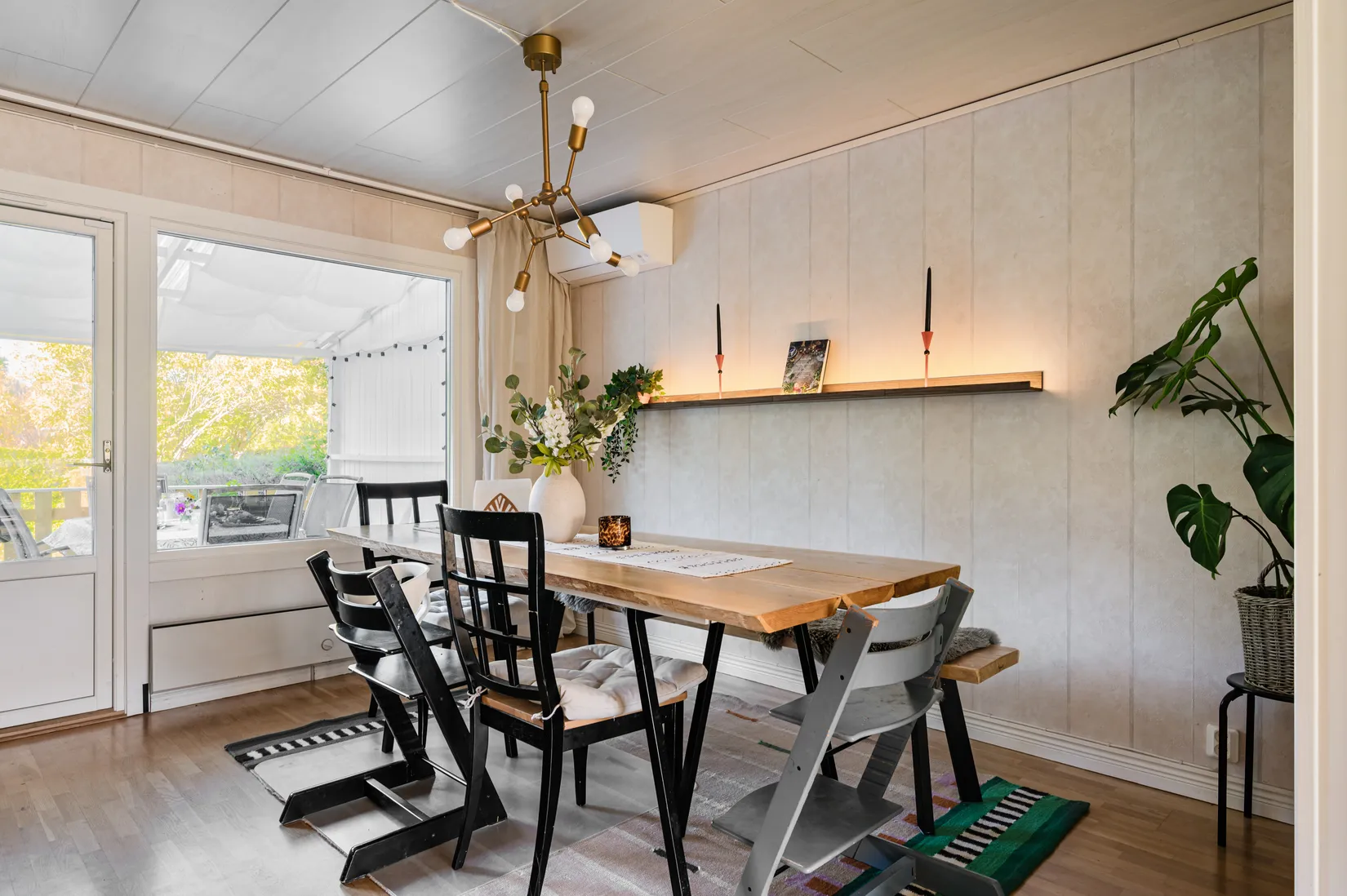Radhus, Rågången 10, Viksjö, Järfälla