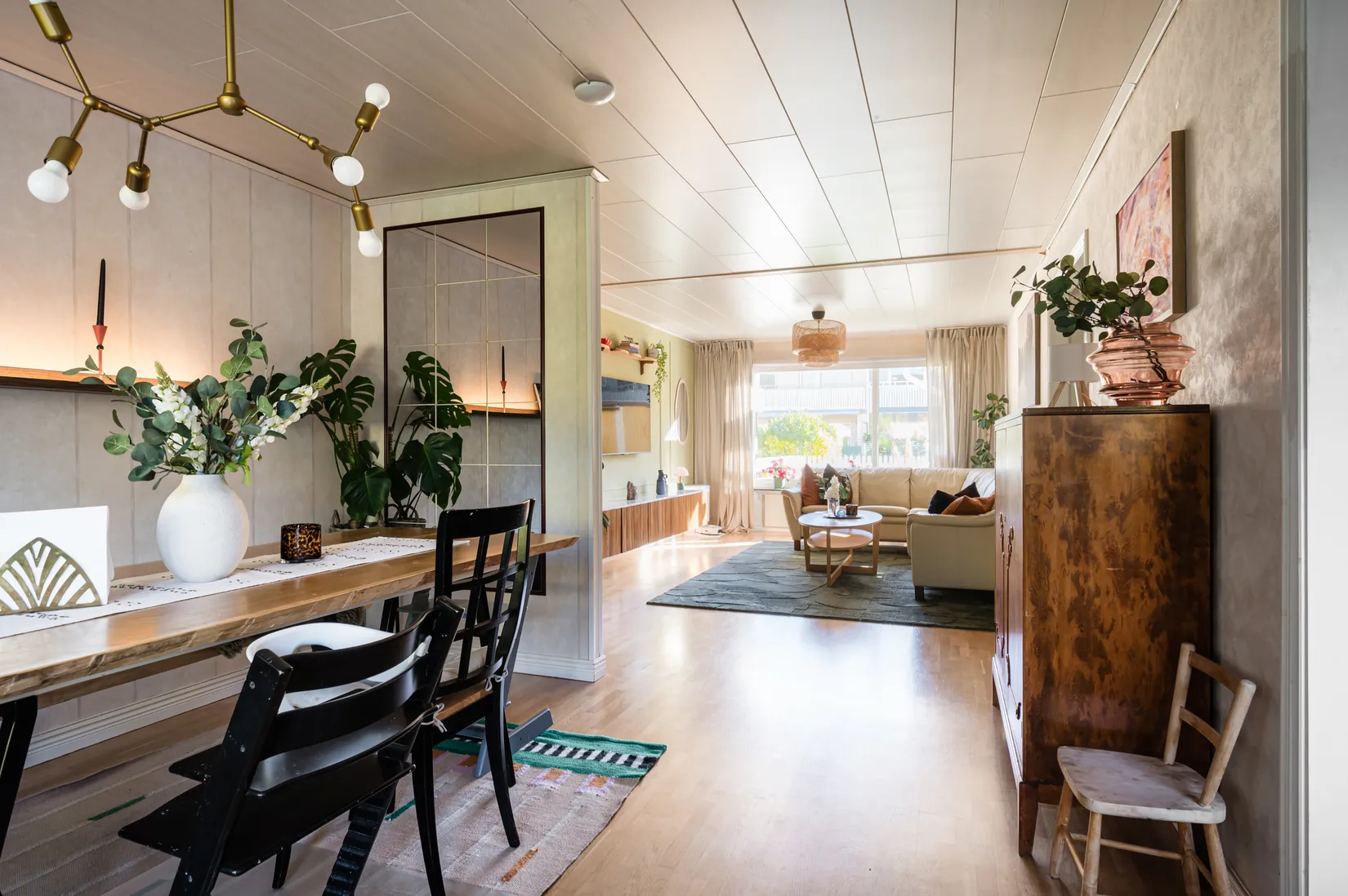 Radhus, Rågången 10, Viksjö, Järfälla