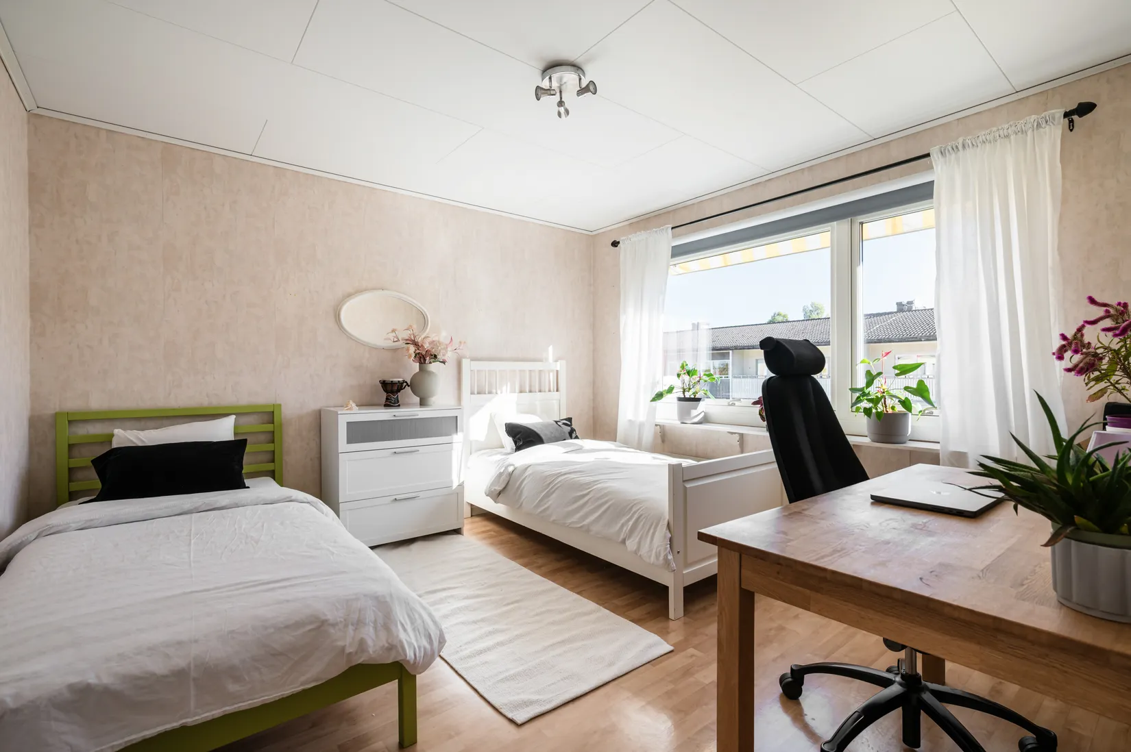 Radhus, Rågången 10, Viksjö, Järfälla