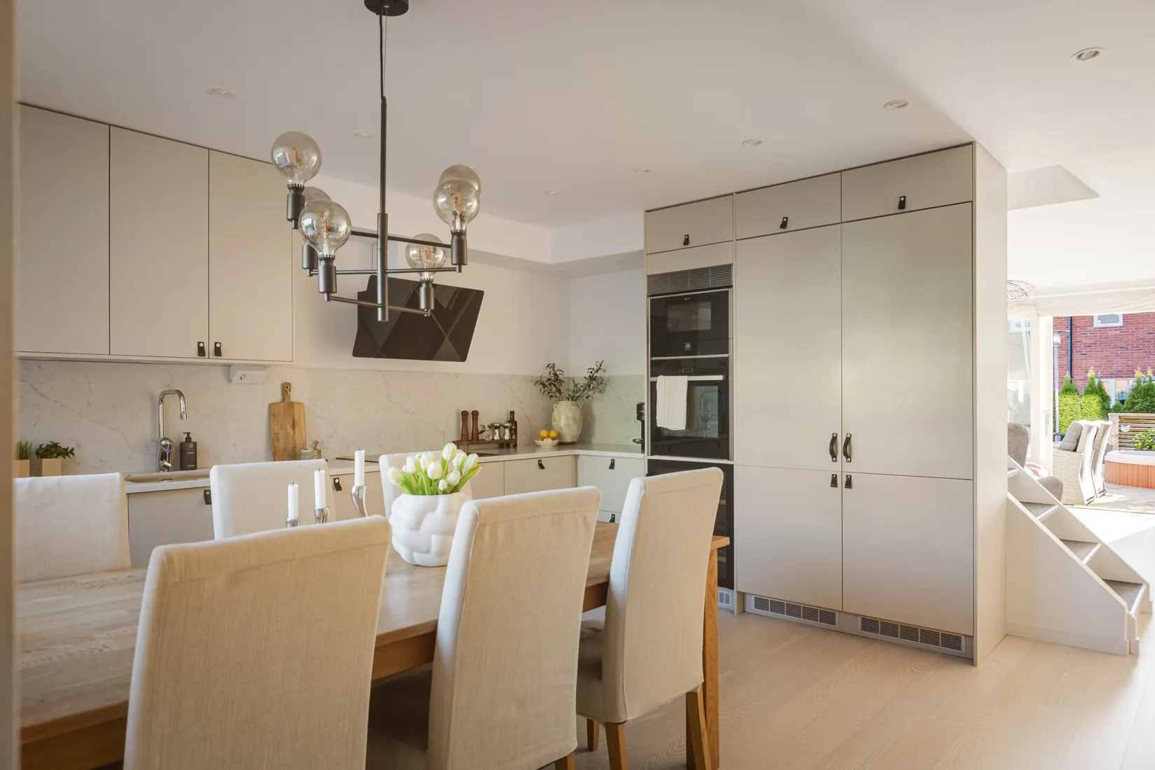 Radhus, Skebokvarnsvägen 168, Bandhagen, Stockholm