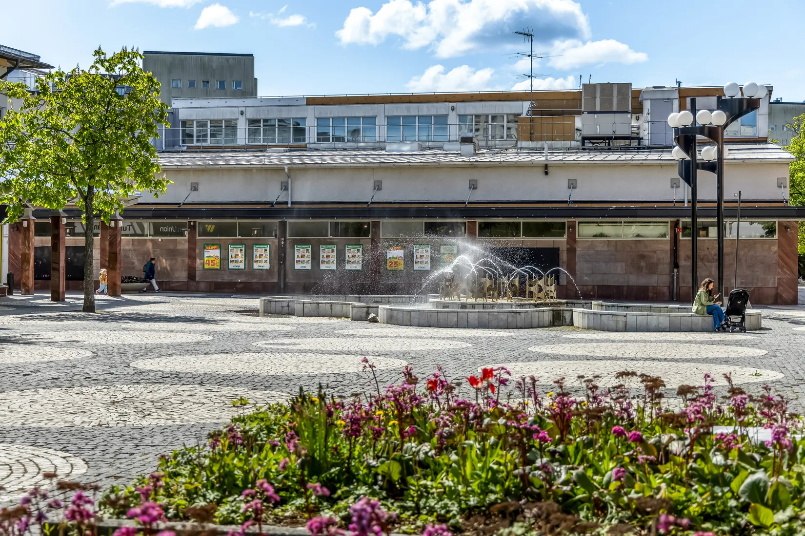 Radhus, Skebokvarnsvägen 168, Bandhagen, Stockholm