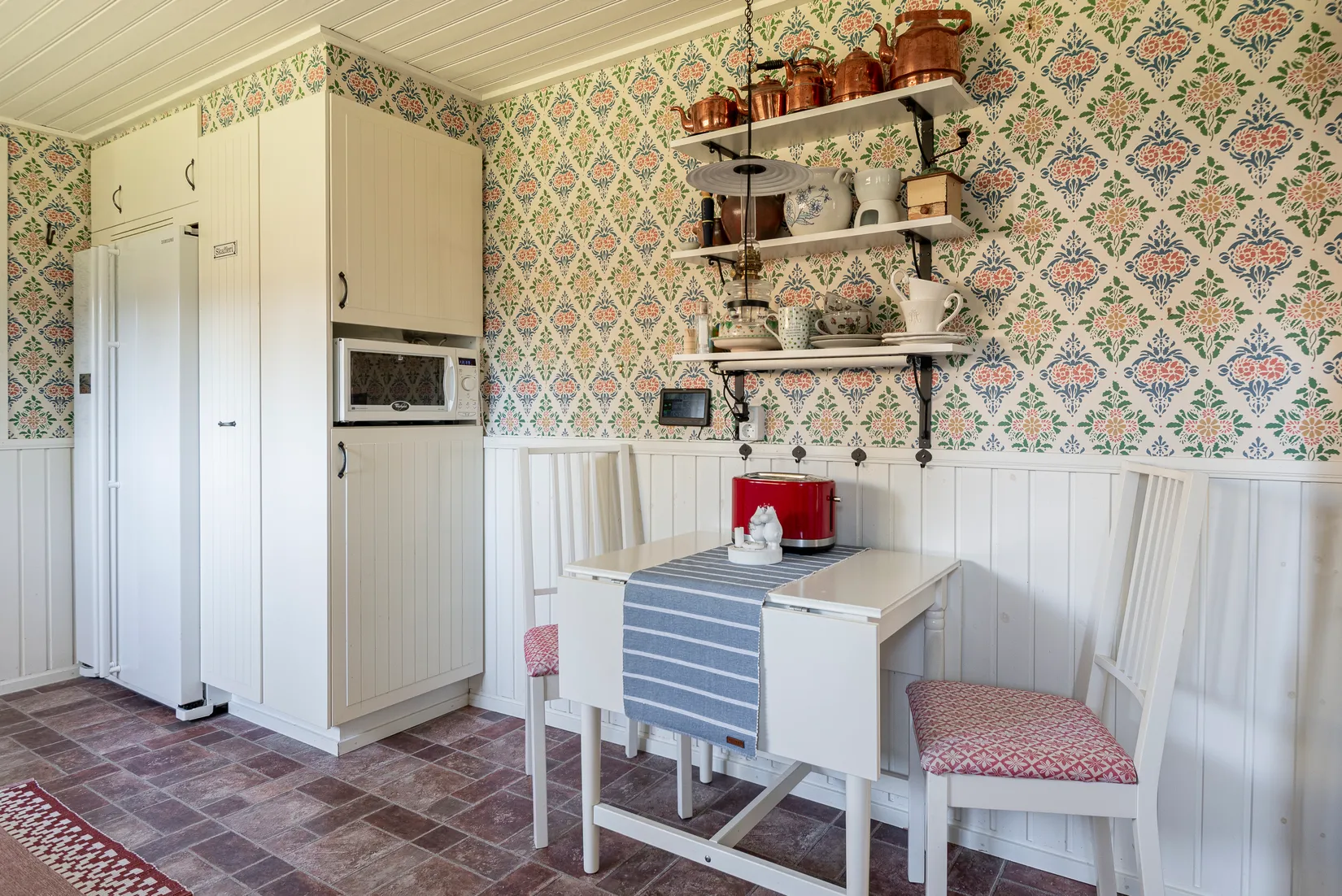 Villa, Svinskärsvägen 19, Kvicksund, Västerås