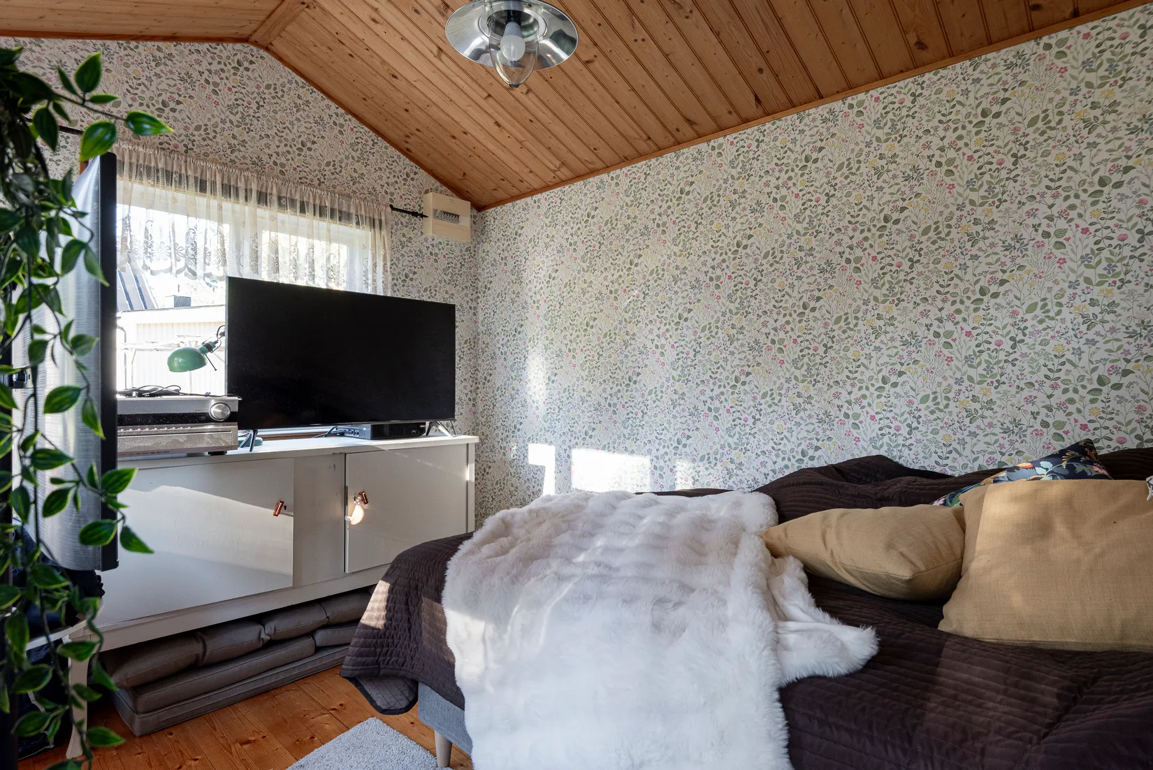 Villa, Svinskärsvägen 19, Kvicksund, Västerås