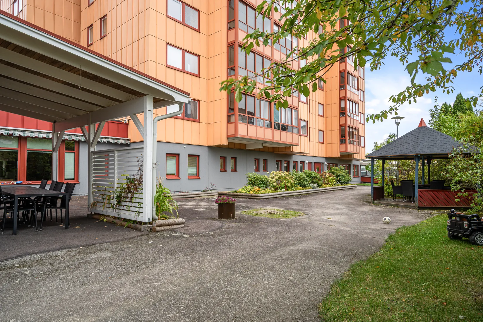 Bostadsrätt, Välljärnsgatan 486, Bäckby, Västerås