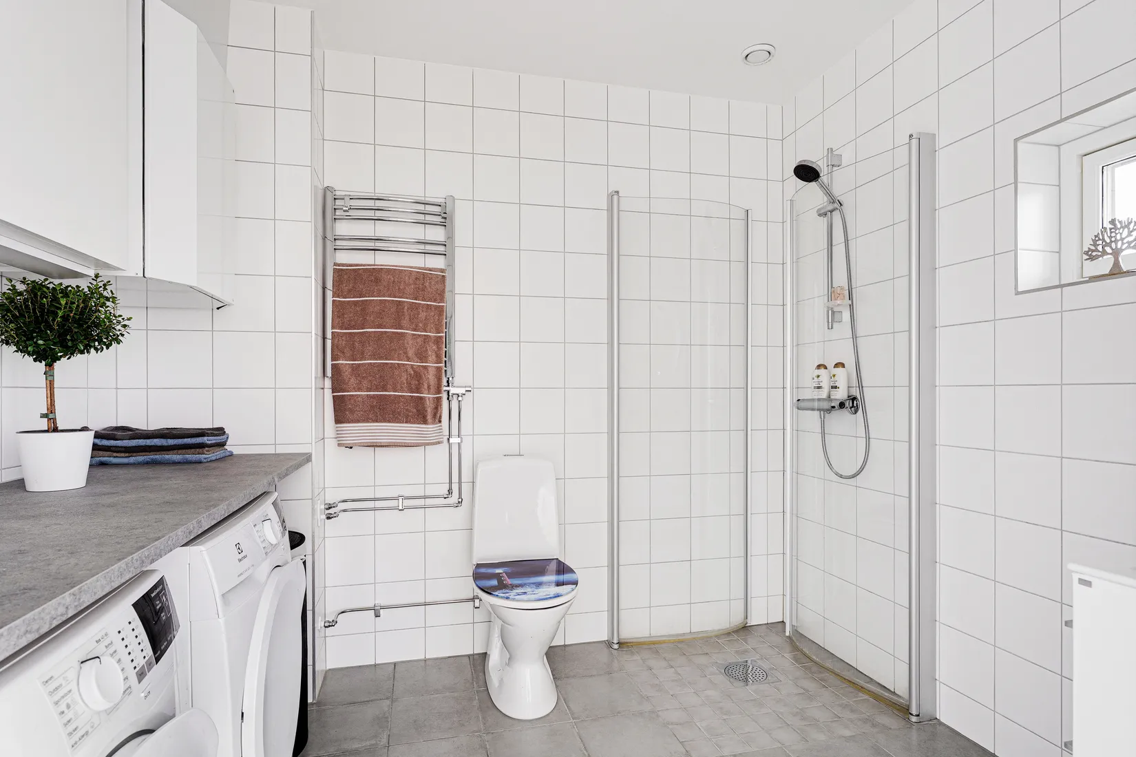 Bostadsrätt, Lungörtsvägen 1E, Åhus, Kristianstad