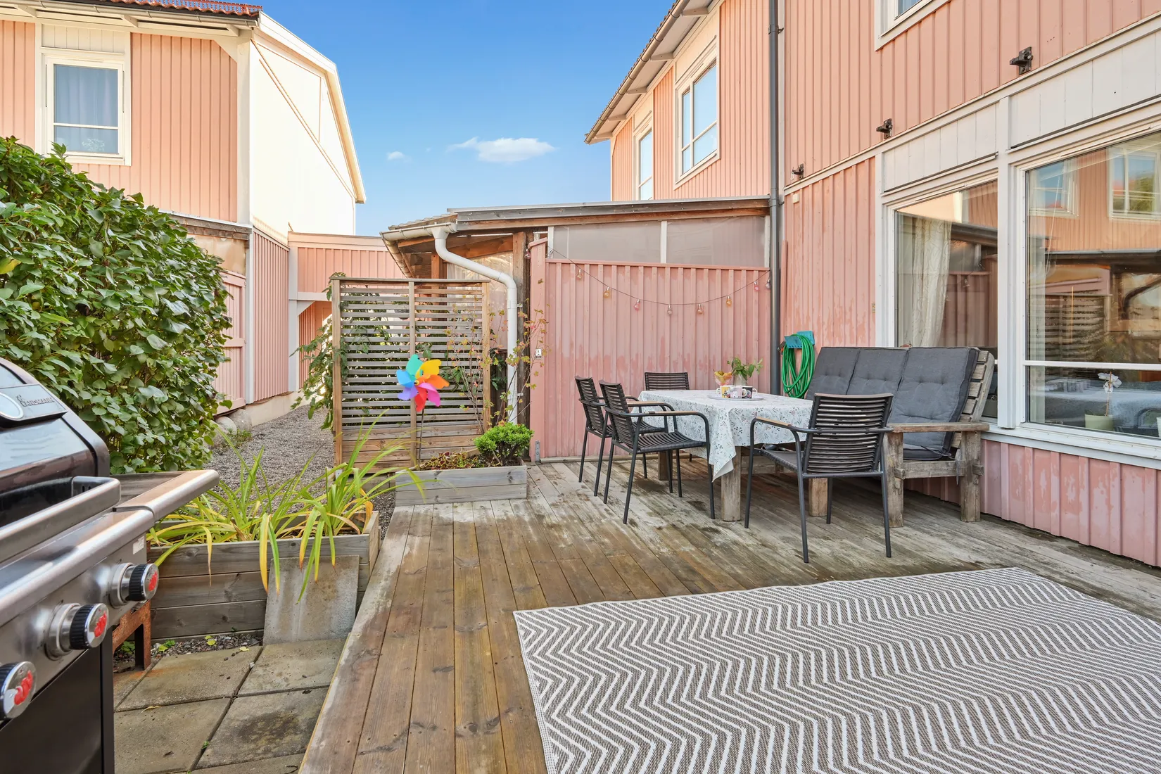 Radhus, Neptunigränd 47, Prästgårdsmarken/Prästhagen, Upplands Väsby