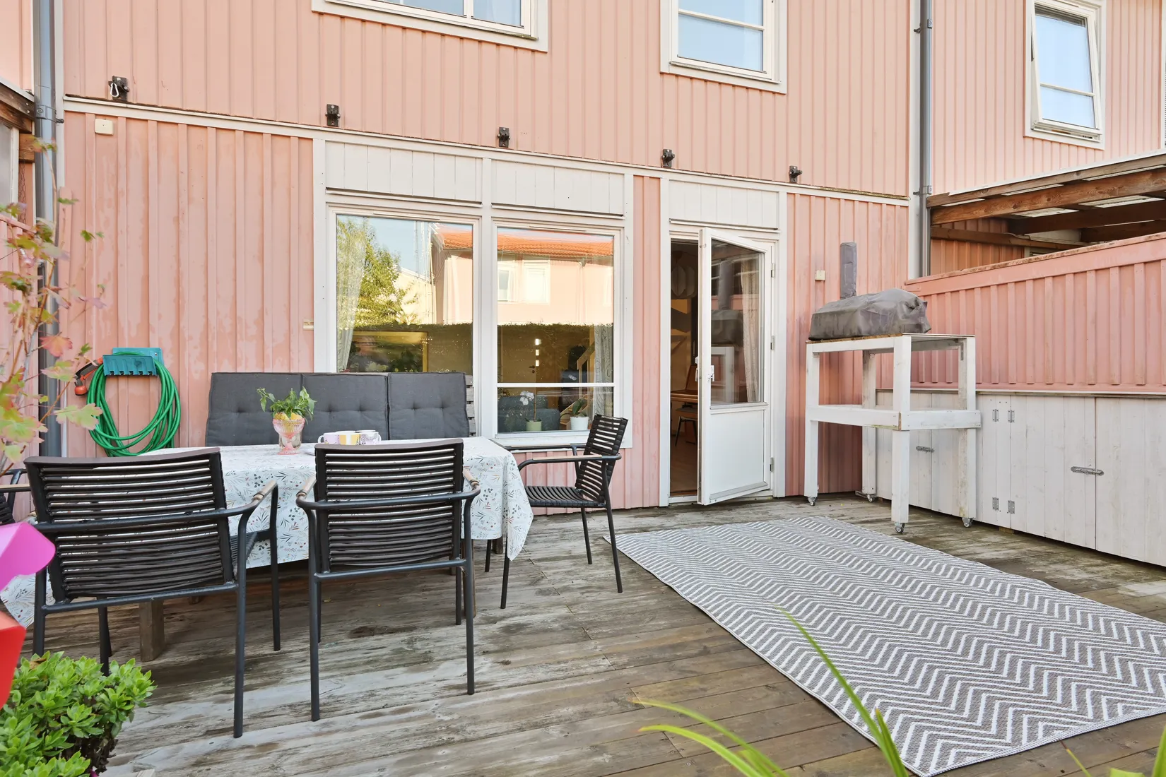 Radhus, Neptunigränd 47, Prästgårdsmarken/Prästhagen, Upplands Väsby