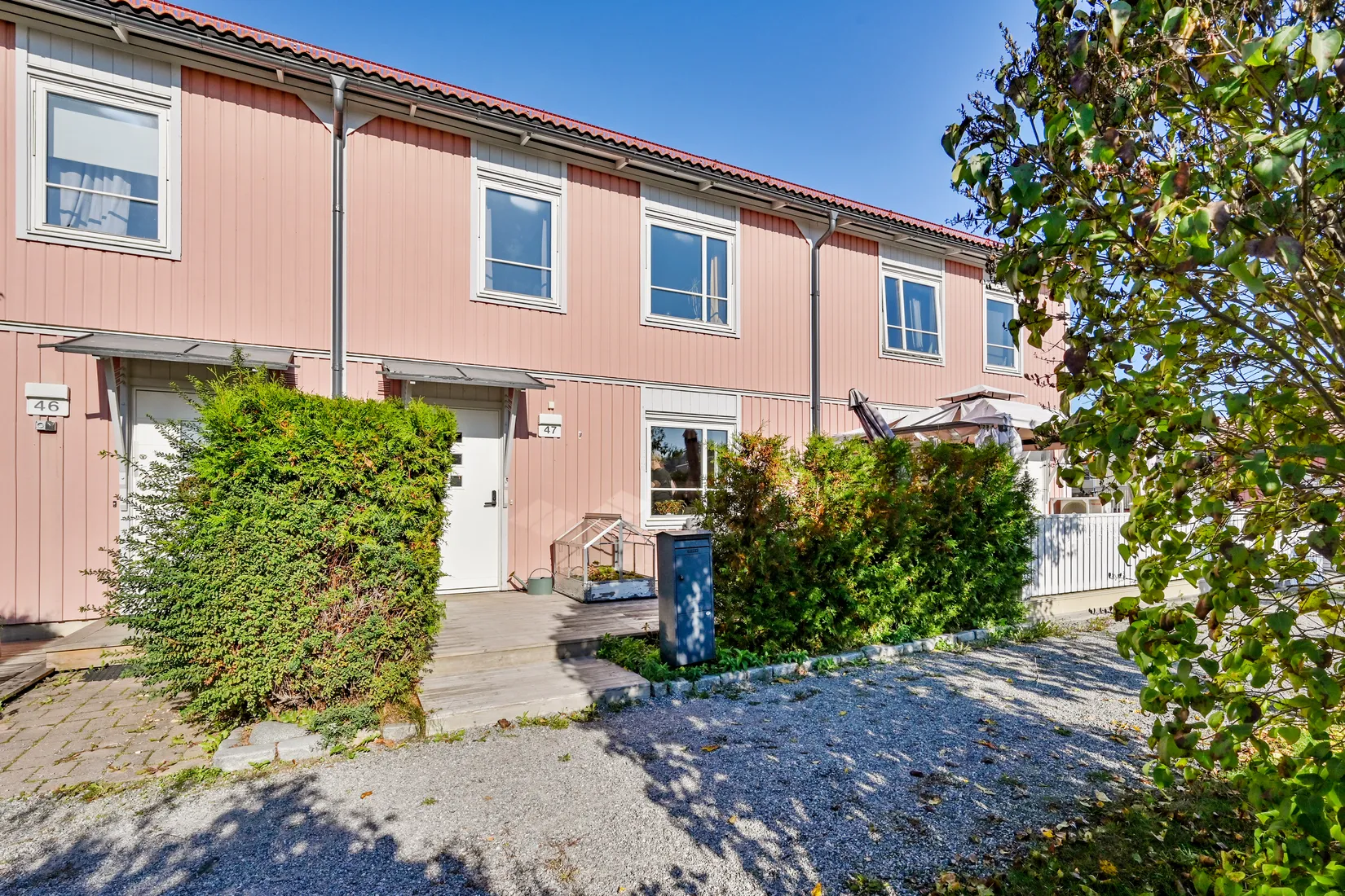 Radhus, Neptunigränd 47, Prästgårdsmarken/Prästhagen, Upplands Väsby