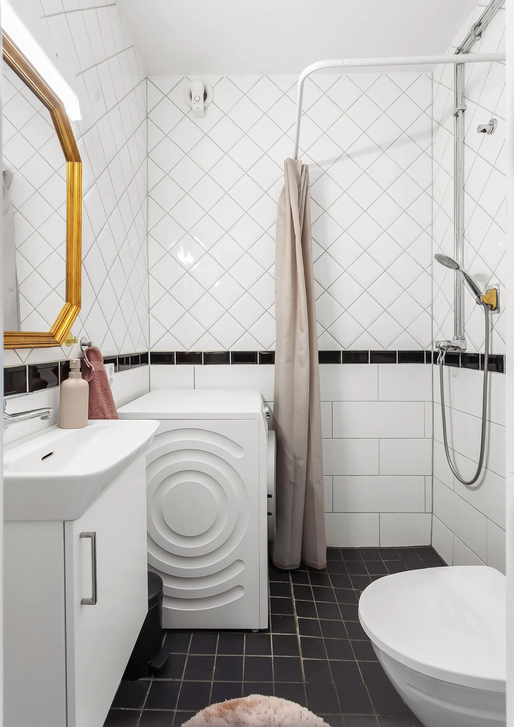 Bostadsrätt, Tillufsgränd 1C, Ystad Centrum, Ystad