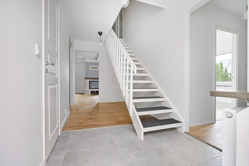 Villa, Fullblodsvägen 4, Järfälla