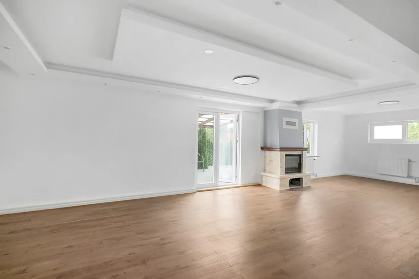 Villa, Fullblodsvägen 4, Järfälla