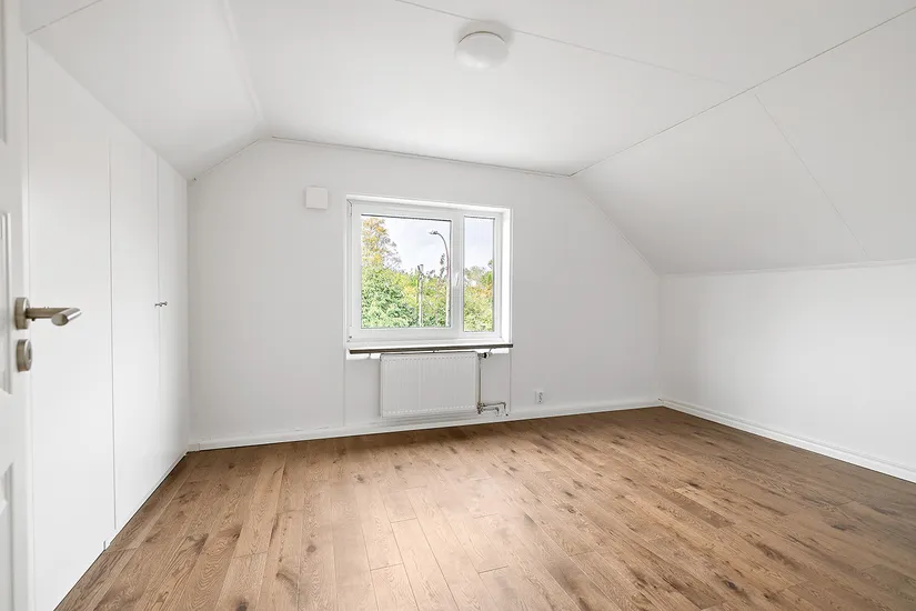 Villa, Fullblodsvägen 4, Järfälla