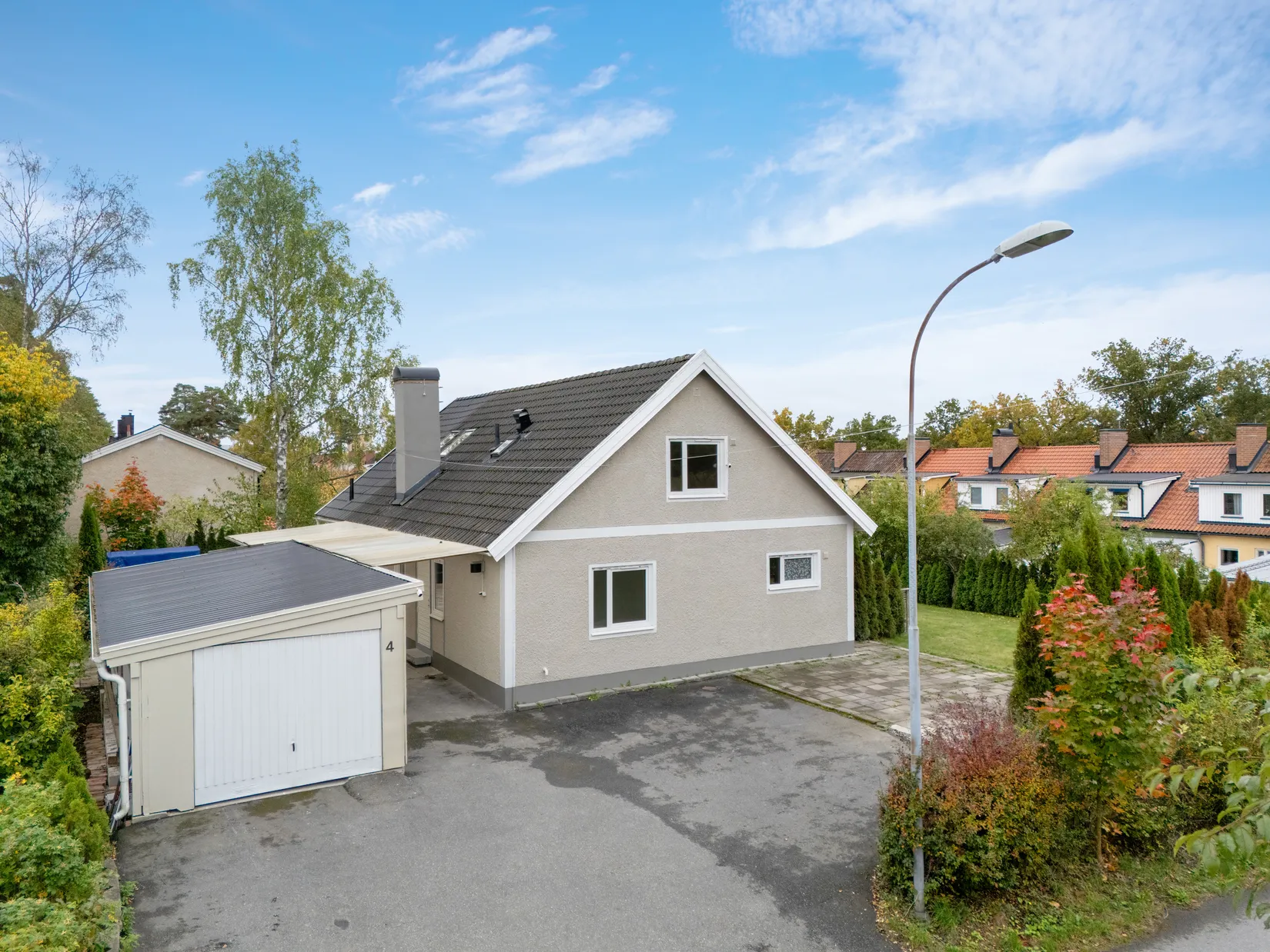 Villa, Fullblodsvägen 4, Järfälla