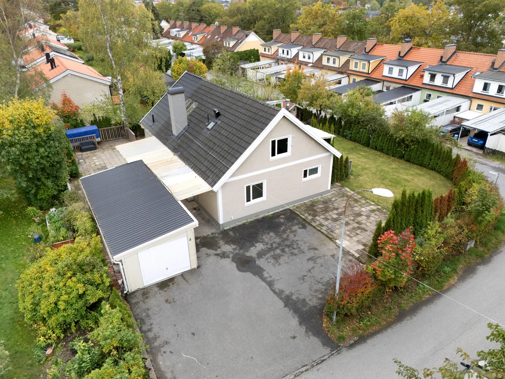 Villa, Fullblodsvägen 4, Järfälla