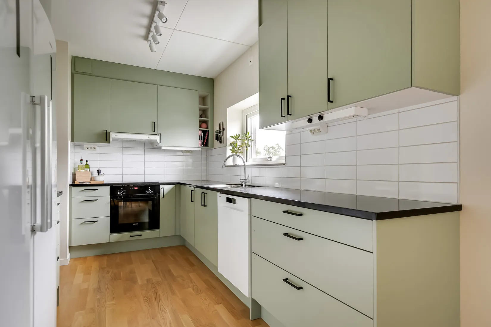 Bostadsrätt, Ågesta Broväg 46, 3 tr, Farsta, Stockholm