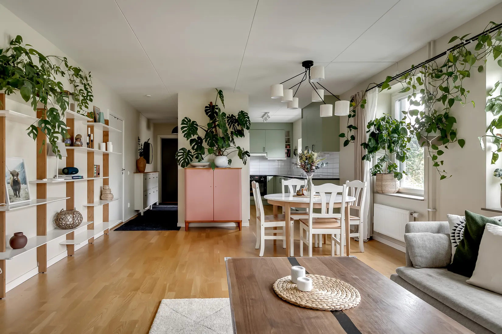 Bostadsrätt, Ågesta Broväg 46, 3 tr, Farsta, Stockholm