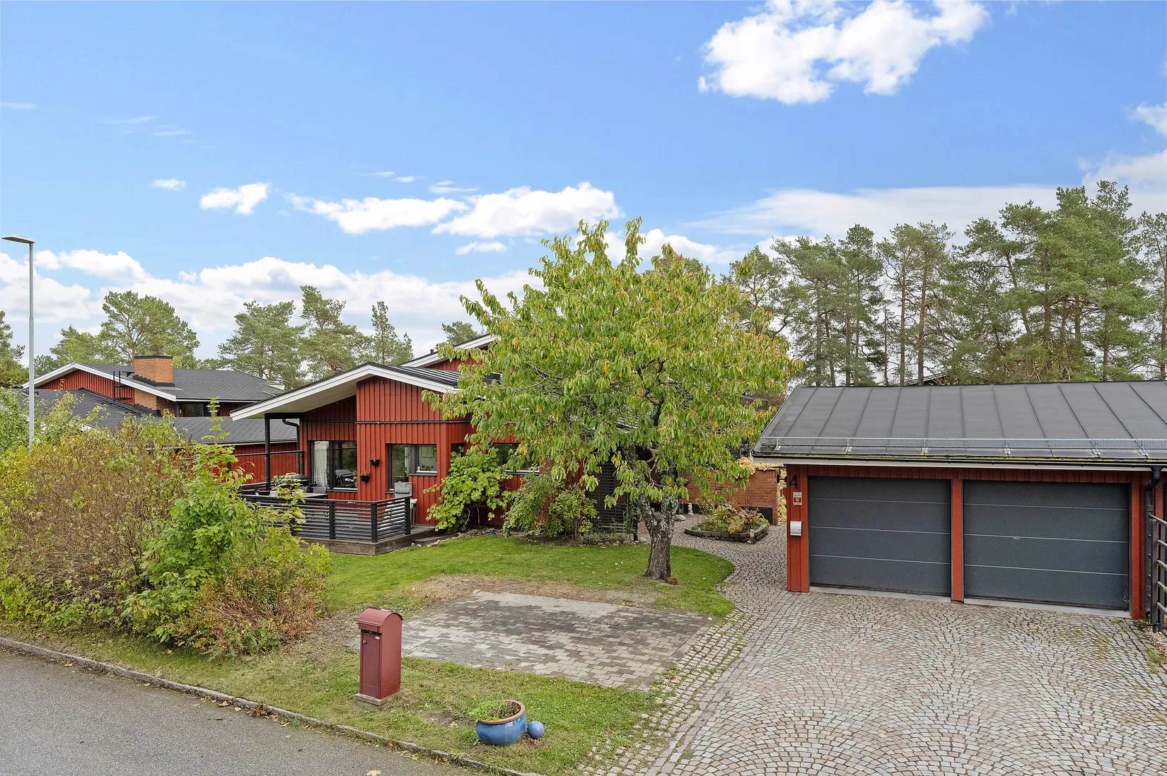 Villa, Reliefvägen 4, Viksjö, Järfälla
