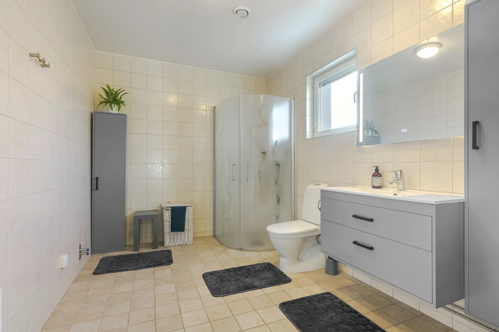 Villa, Visholmsvägen 33, Visholmen, Strängnäs