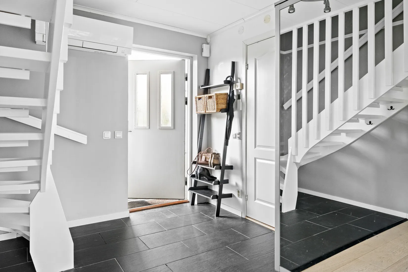 Villa, Rydbo bergväg 1B, Rydbo, Österåker