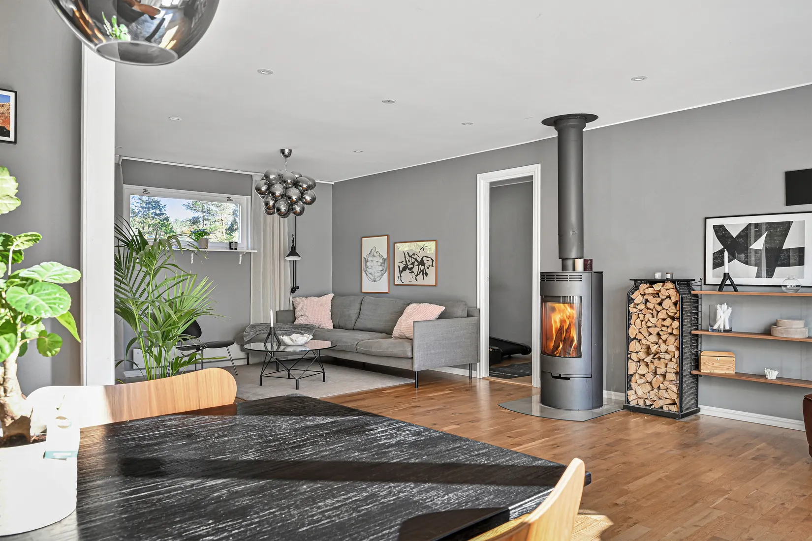 Radhus, Sleipnervägen 26, Sjukyrkoberget, Upplands Väsby