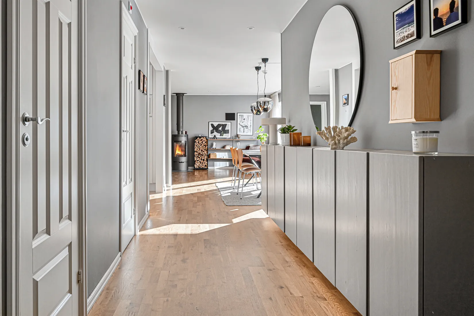 Radhus, Sleipnervägen 26, Sjukyrkoberget, Upplands Väsby