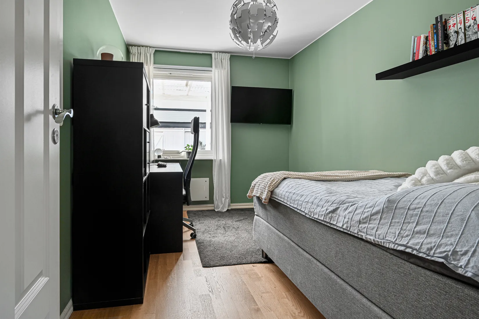 Radhus, Sleipnervägen 26, Sjukyrkoberget, Upplands Väsby