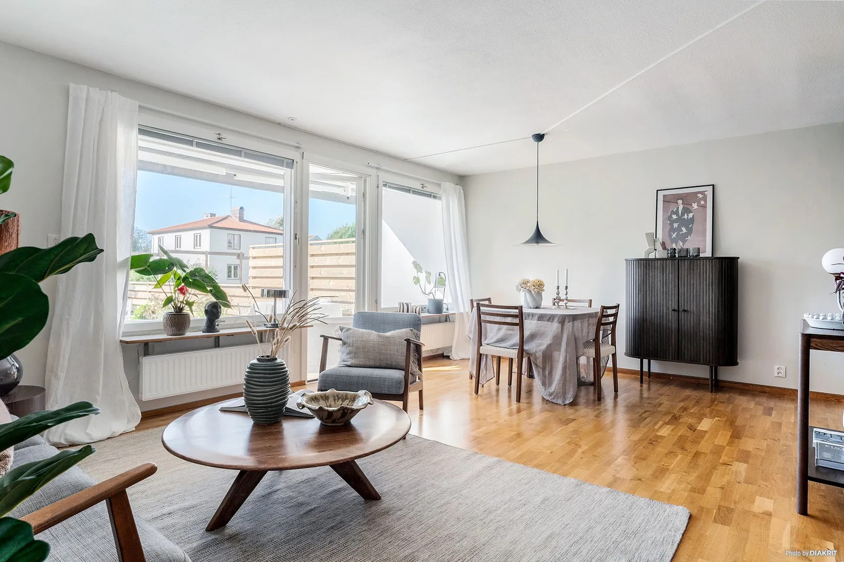 Radhus, Skolängen 19, Centrala Sävedalen, Partille
