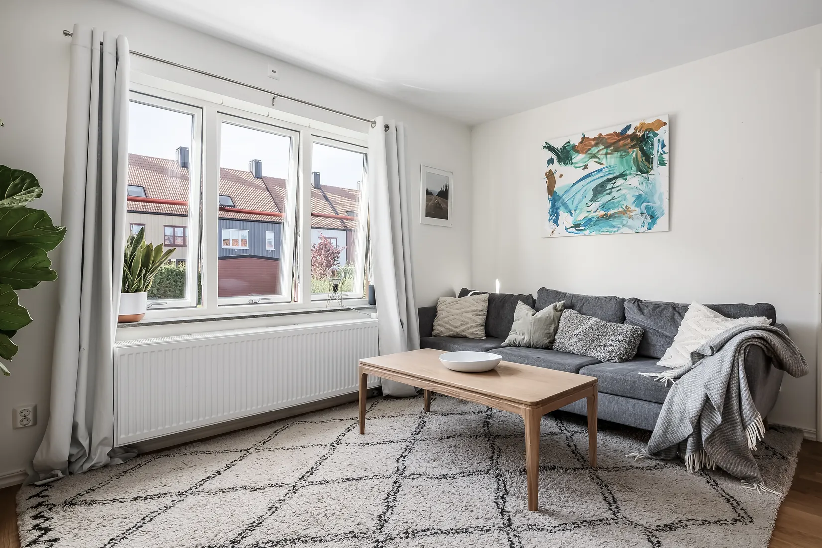 Radhus, Kolonilottsvägen 93, Lillgården, Haninge