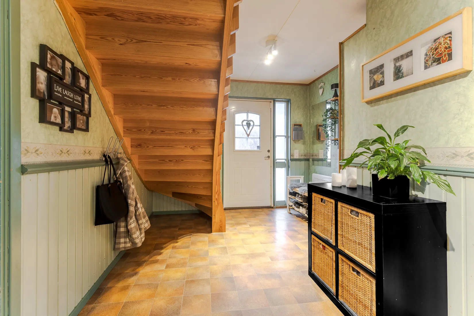 Villa, Ringvägen 15, Alberga, Eskilstuna