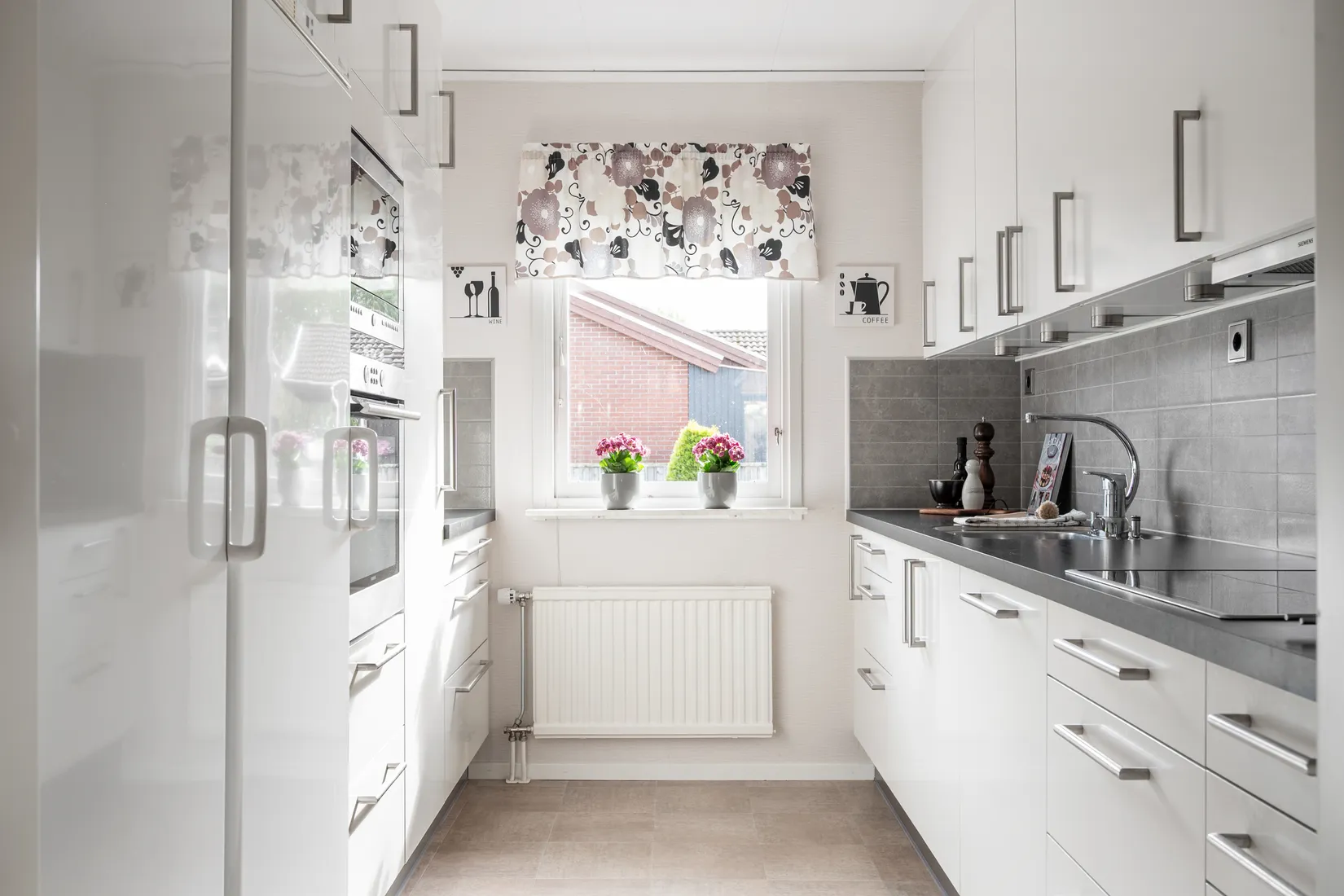 Radhus, Skorpionens väg 10, Kyrkbyn, Staffanstorp