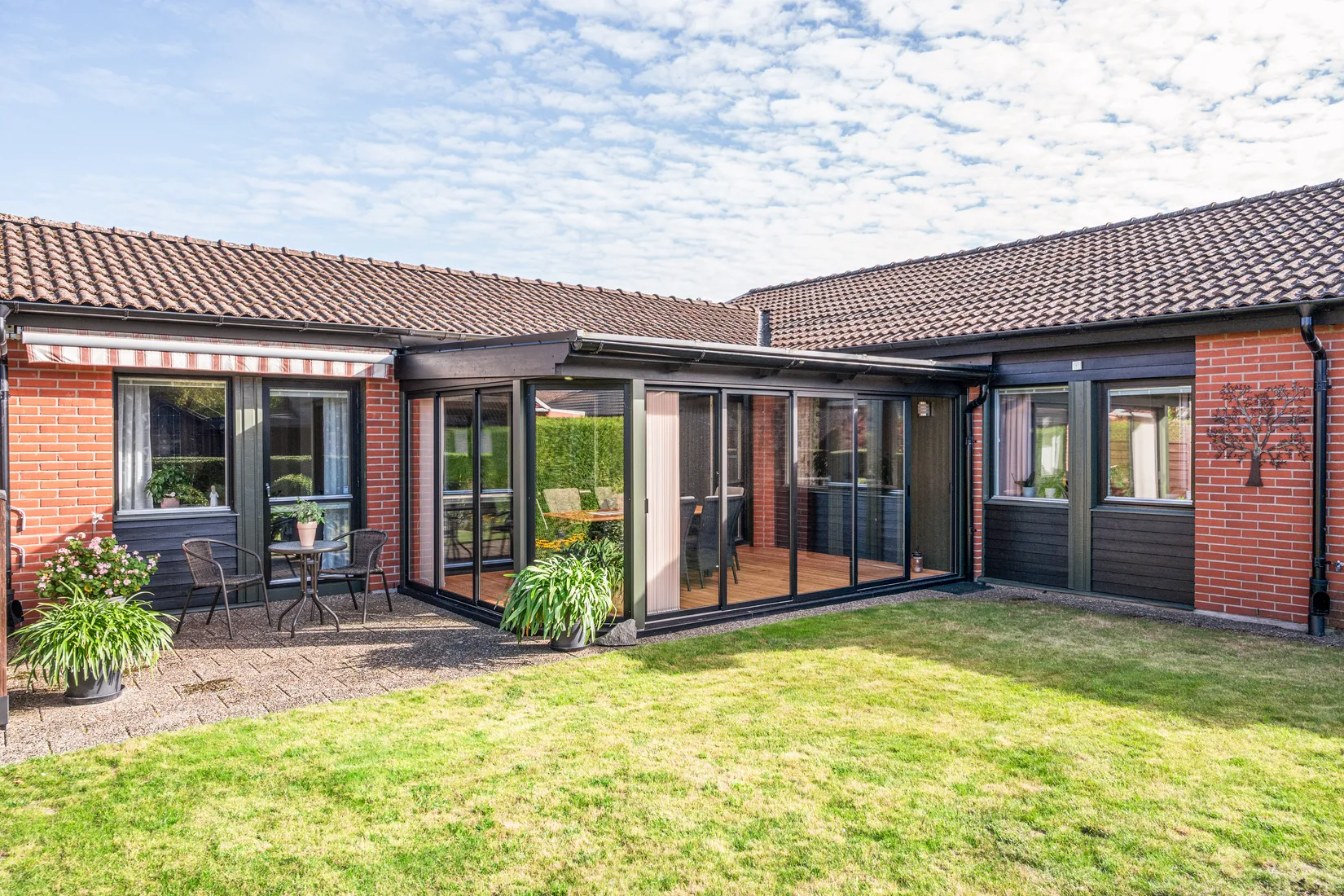 Radhus, Skorpionens väg 10, Kyrkbyn, Staffanstorp