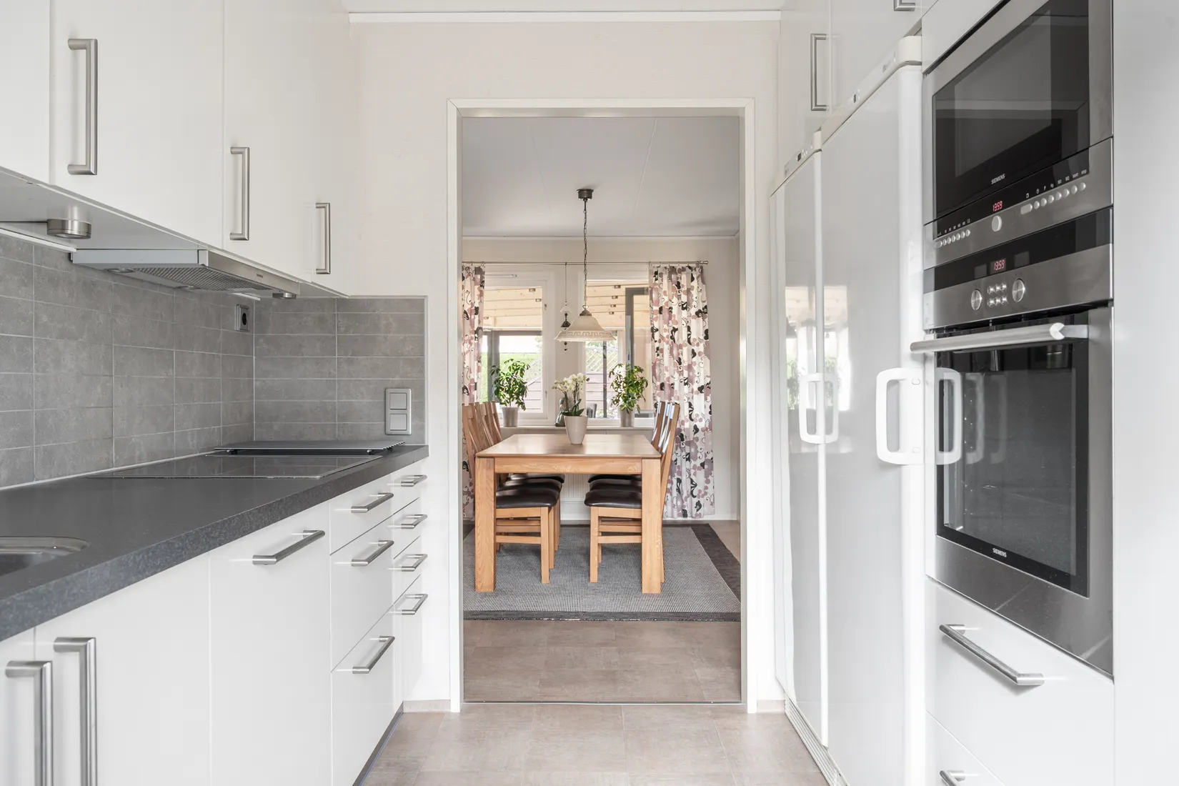 Radhus, Skorpionens väg 10, Kyrkbyn, Staffanstorp