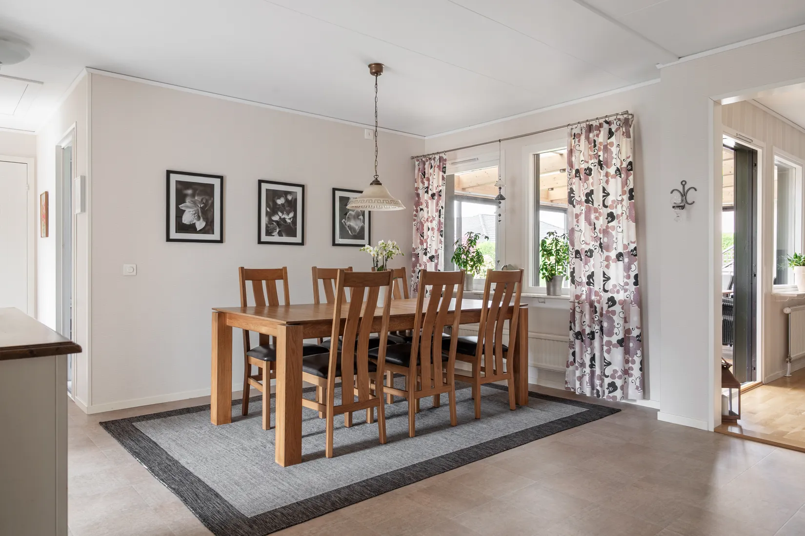 Radhus, Skorpionens väg 10, Kyrkbyn, Staffanstorp