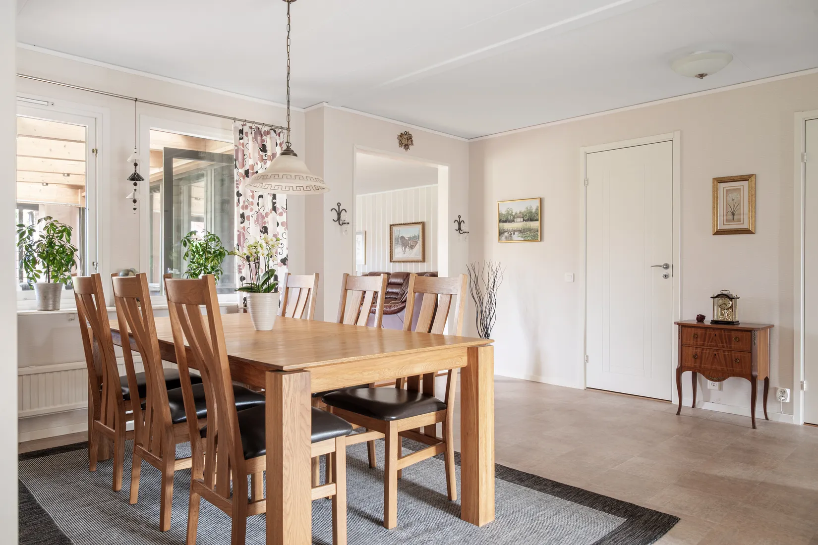 Radhus, Skorpionens väg 10, Kyrkbyn, Staffanstorp
