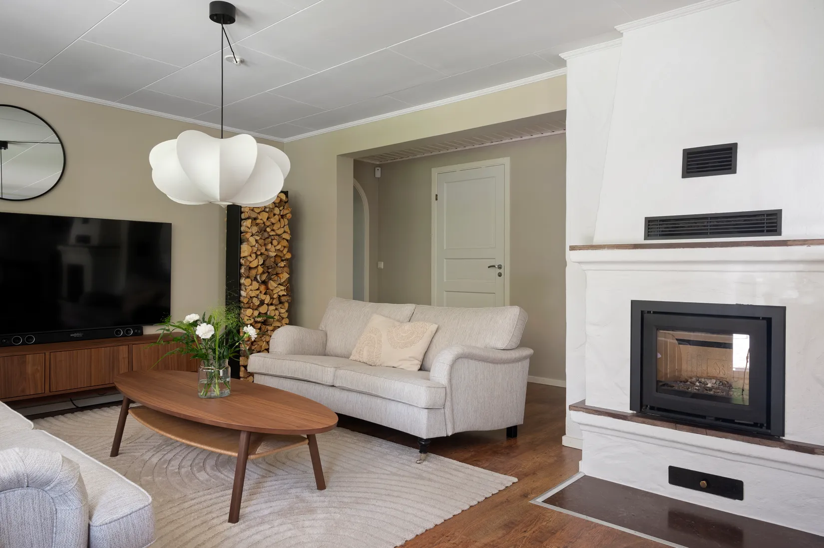 Villa, Skarstad Kyrkskolan 1, Vara