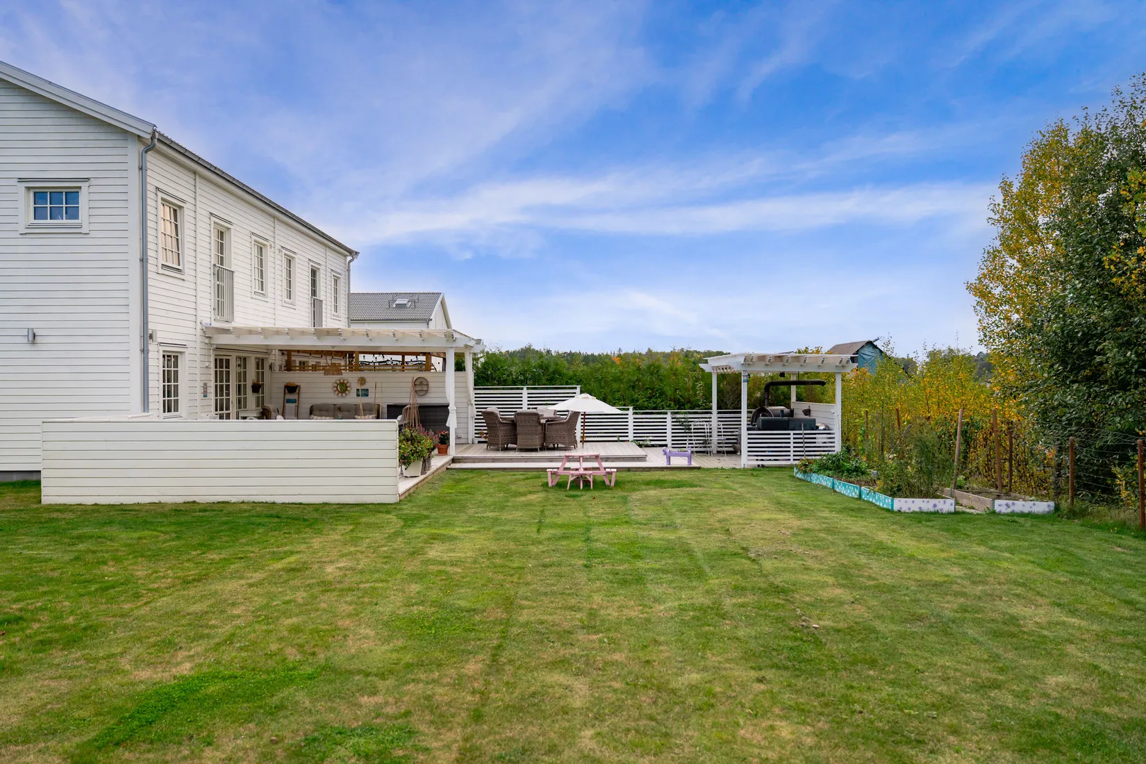 Radhus, Vaksala-Lunda 82C, Jälla, Uppsala