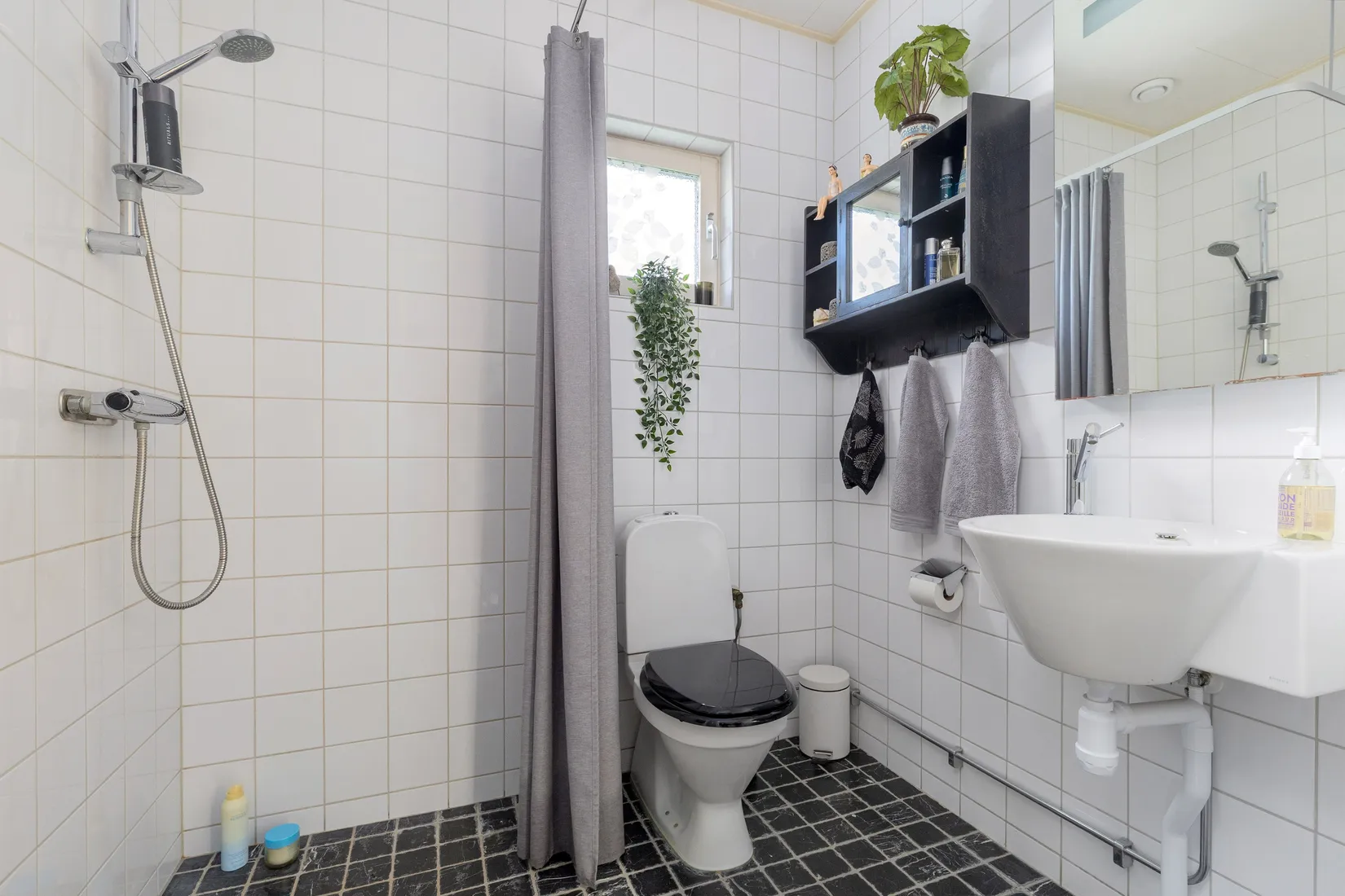 Radhus, Äppelblomsvägen 119, Torshäll, Värmdö