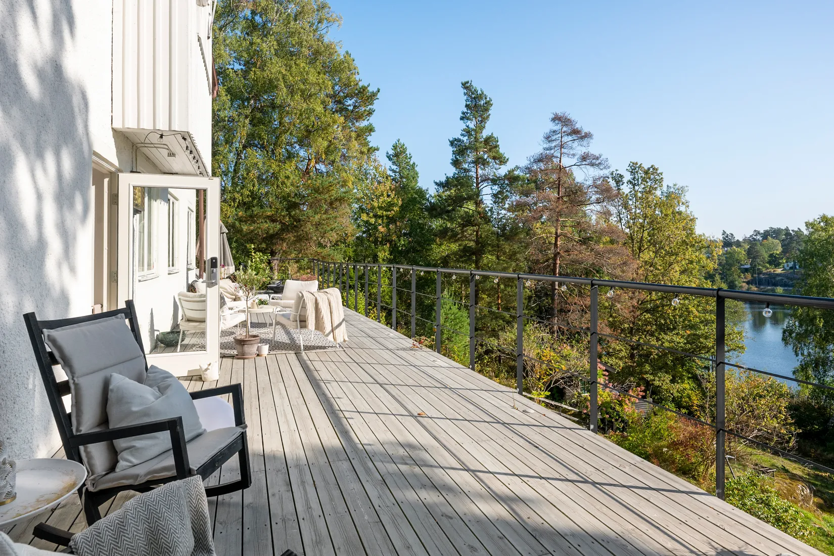Villa, Krönvägen 10, Insjön, Nacka