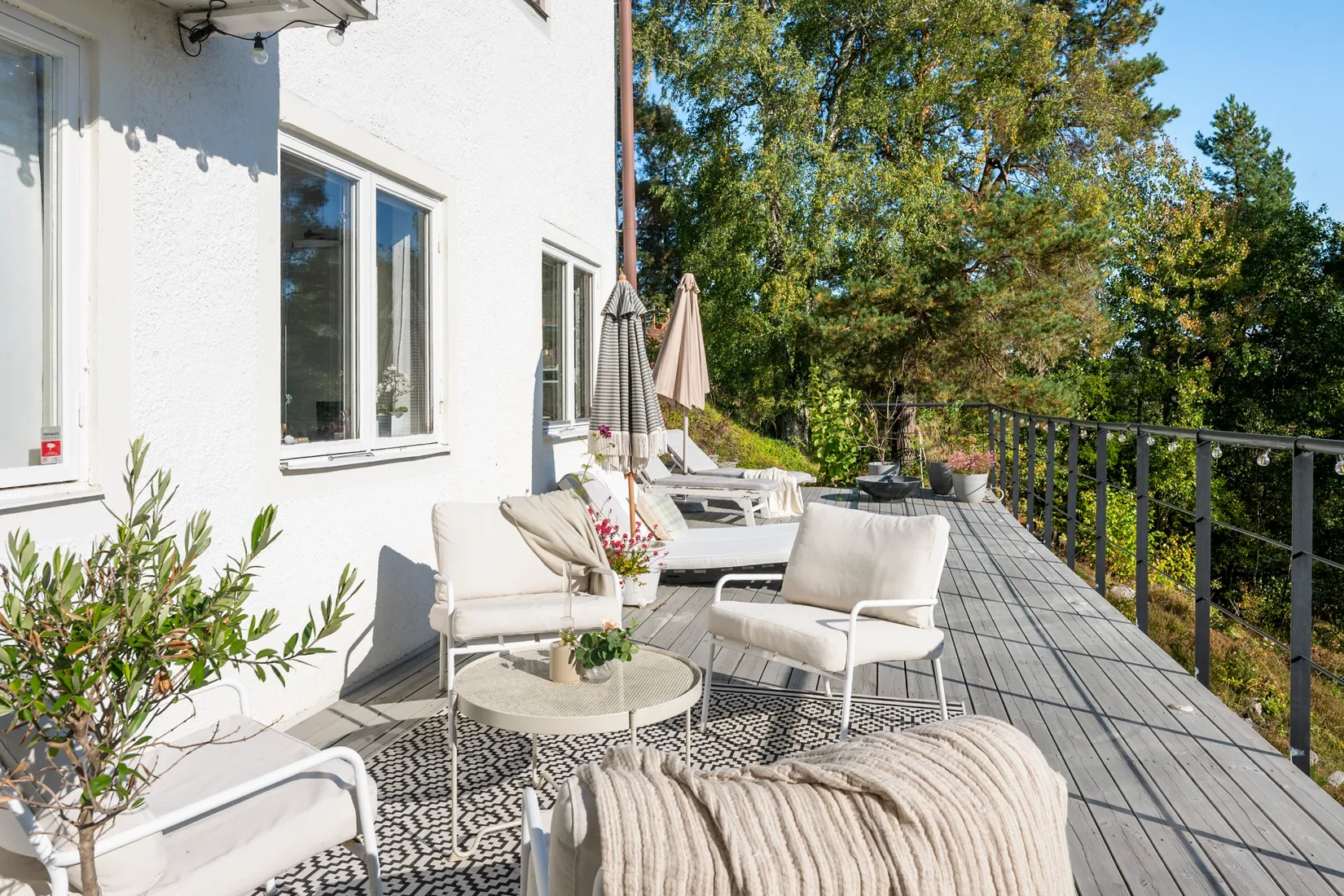 Villa, Krönvägen 10, Insjön, Nacka