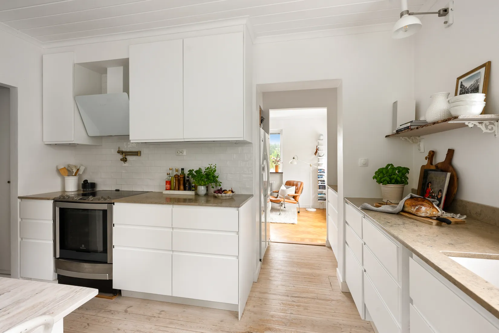 Villa, Krönvägen 10, Insjön, Nacka